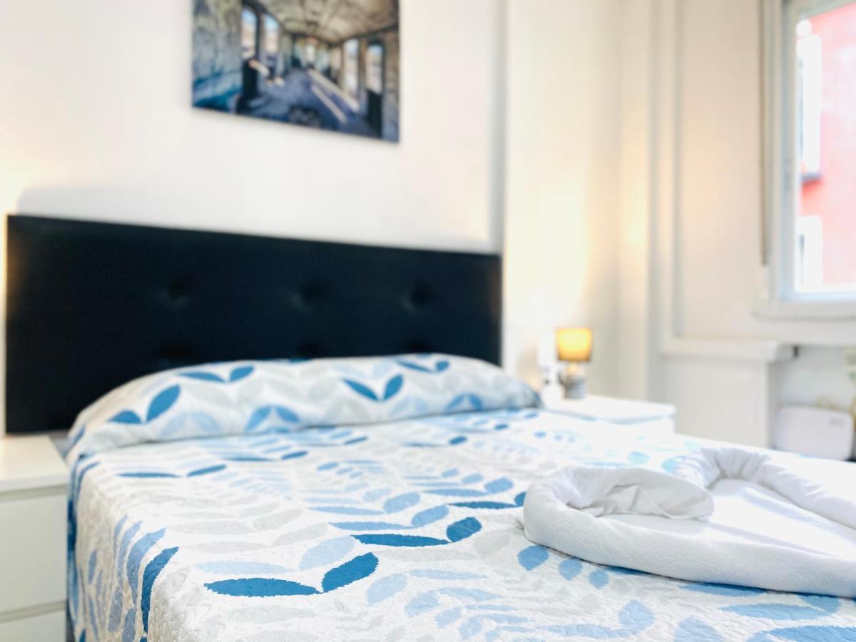Apartamento Familiar Apartment มาดริด ภายนอก รูปภาพ